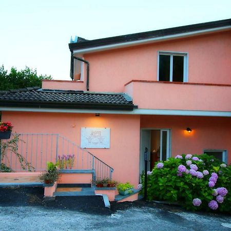 B & B La Marmifera Карара Екстериор снимка