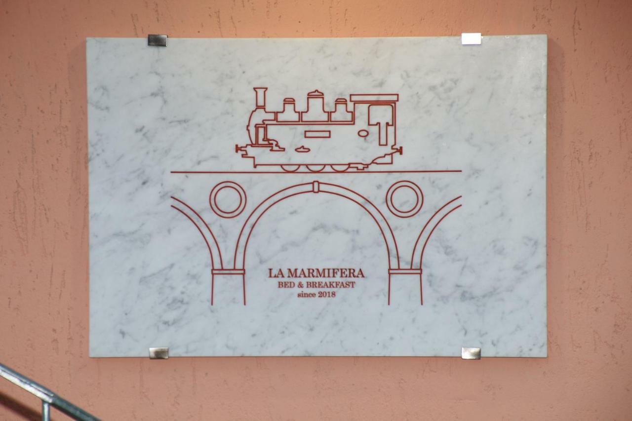 B & B La Marmifera Карара Екстериор снимка